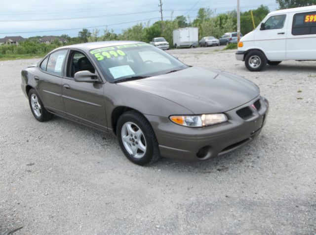 Pontiac Grand Prix 2001 photo 18