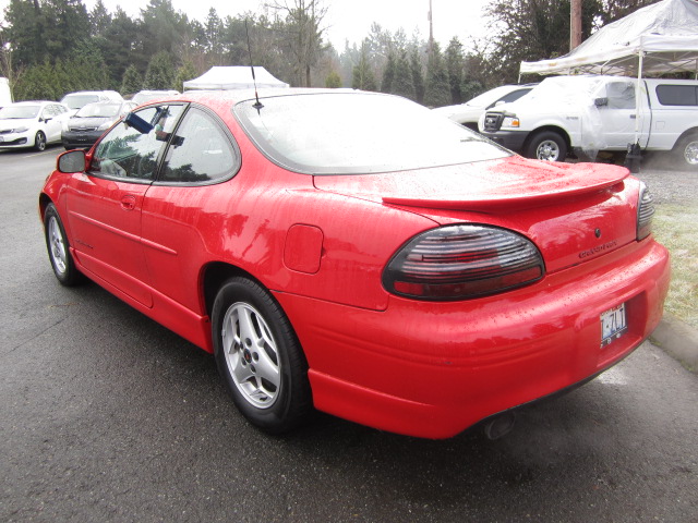 Pontiac Grand Prix 2002 photo 3