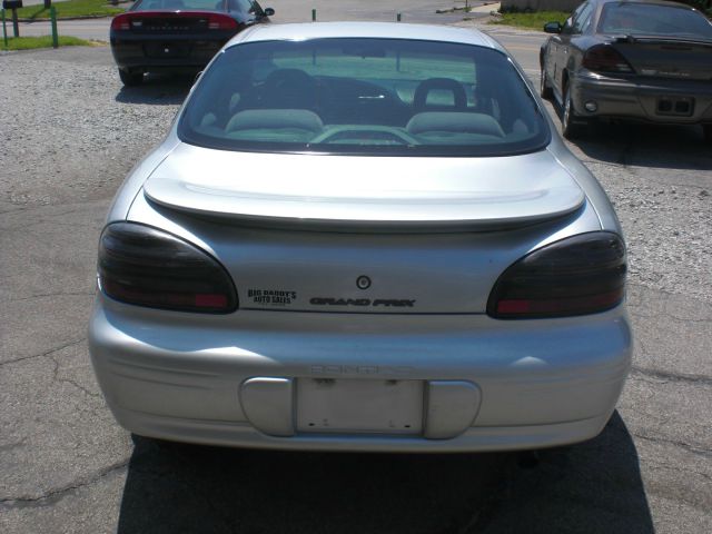 Pontiac Grand Prix 2002 photo 4