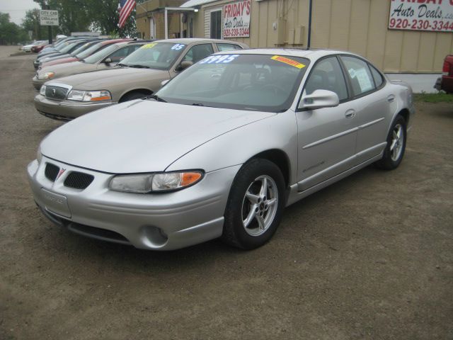 Pontiac Grand Prix 2002 photo 3