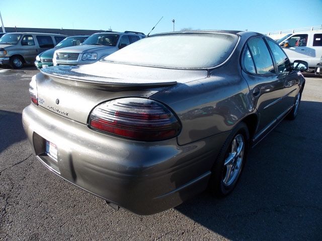 Pontiac Grand Prix 2002 photo 3