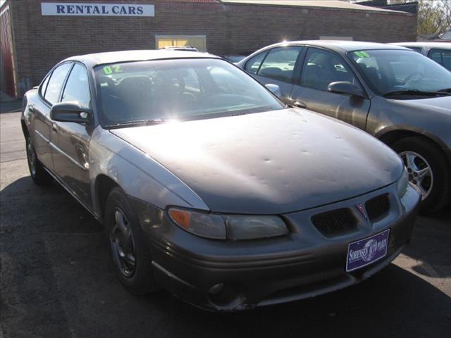 Pontiac Grand Prix 2002 photo 2