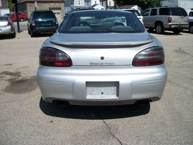 Pontiac Grand Prix 2002 photo 14