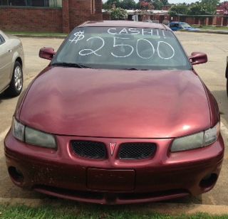 Pontiac Grand Prix SE Sedan