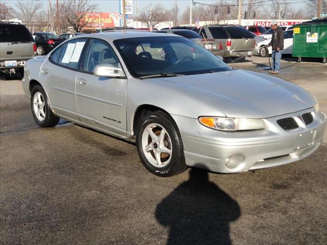 Pontiac Grand Prix 2002 photo 11