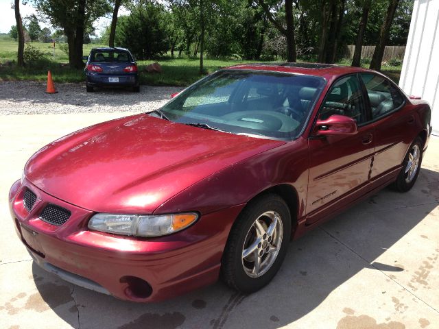 Pontiac Grand Prix 2002 photo 11