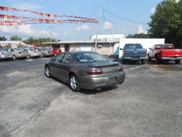 Pontiac Grand Prix 2002 photo 1