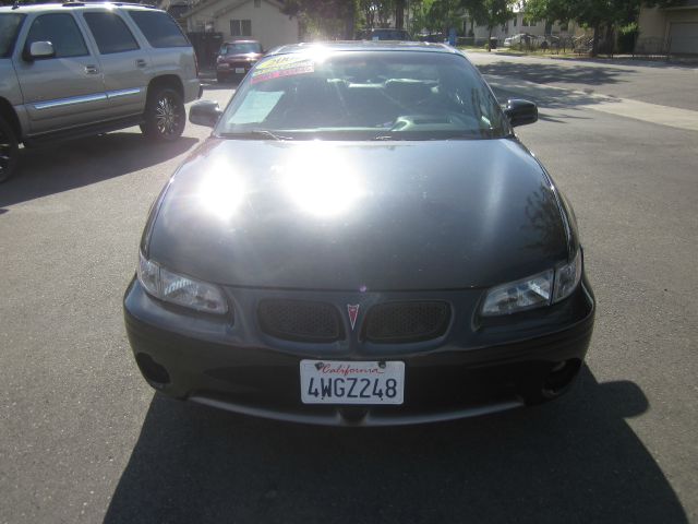 Pontiac Grand Prix 2002 photo 10