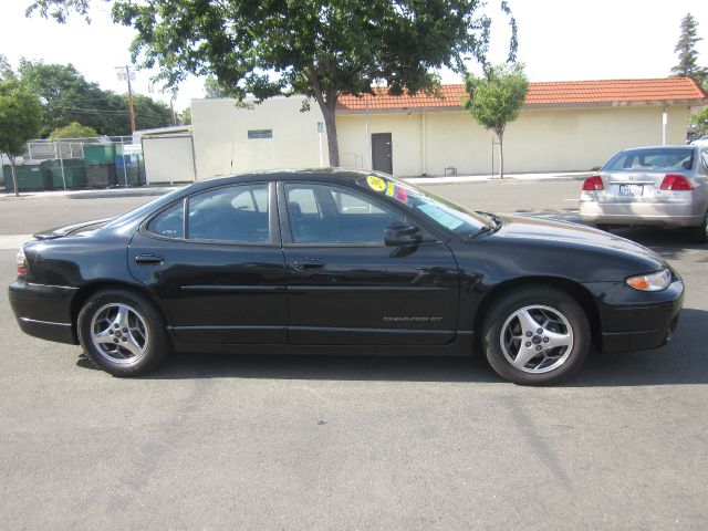 Pontiac Grand Prix 2002 photo 9