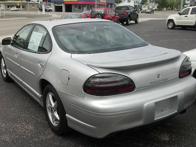 Pontiac Grand Prix 2002 photo 5