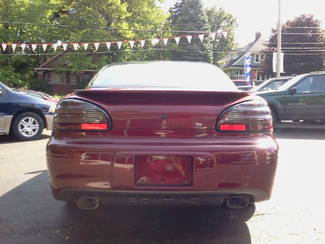 Pontiac Grand Prix 2002 photo 3