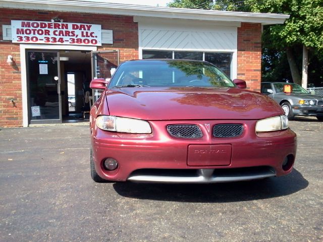 Pontiac Grand Prix 2002 photo 4