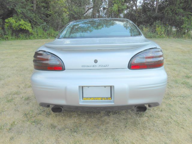 Pontiac Grand Prix 2002 photo 2