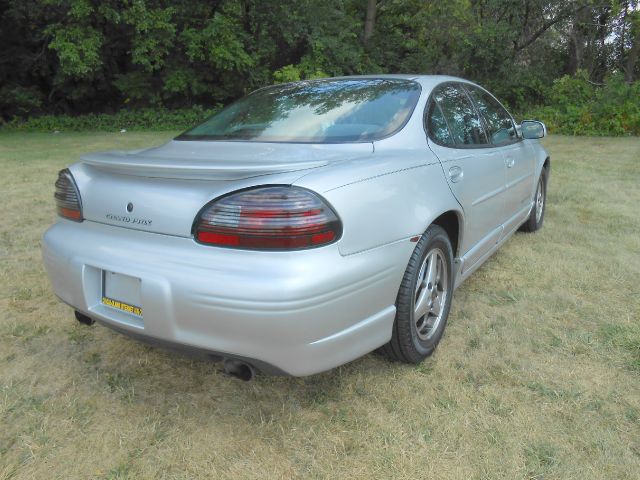 Pontiac Grand Prix 2002 photo 3