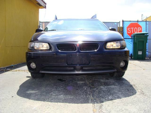 Pontiac Grand Prix 2002 photo 1