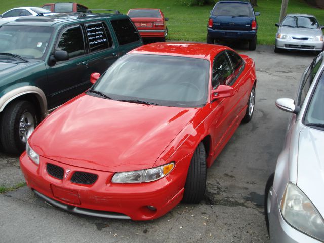 Pontiac Grand Prix 2002 photo 3