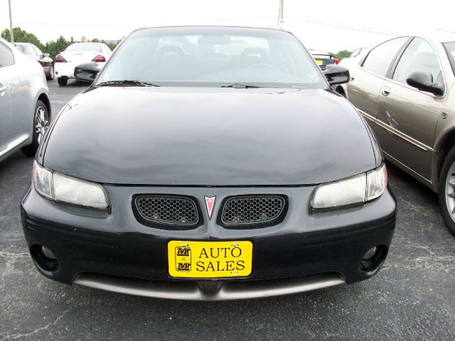 Pontiac Grand Prix 2002 photo 1