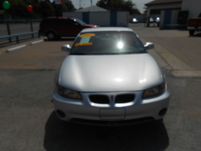 Pontiac Grand Prix 2002 photo 4