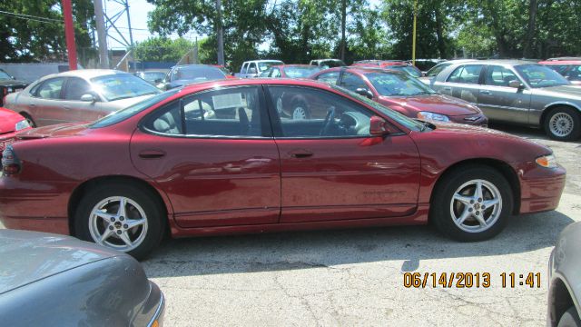 Pontiac Grand Prix Passion Sedan