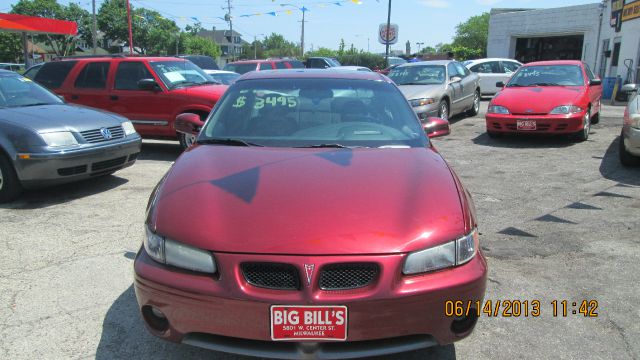 Pontiac Grand Prix 2002 photo 1