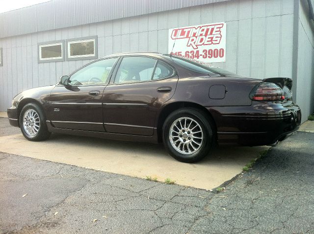 Pontiac Grand Prix 2002 photo 3