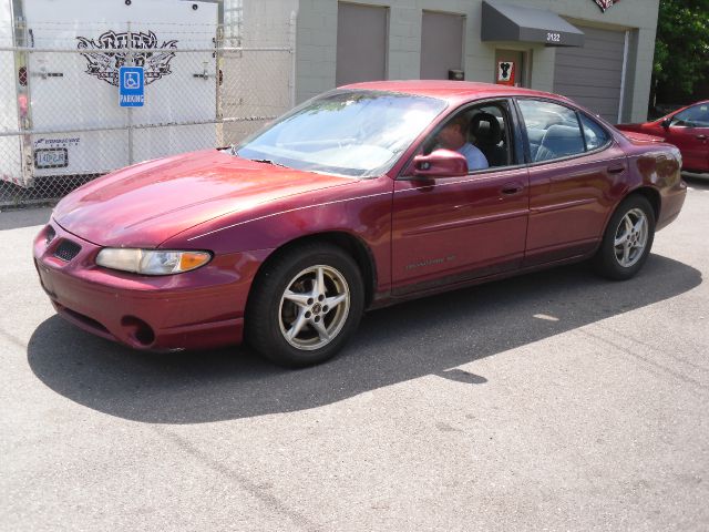 Pontiac Grand Prix 2002 photo 3