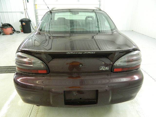 Pontiac Grand Prix 2002 photo 4