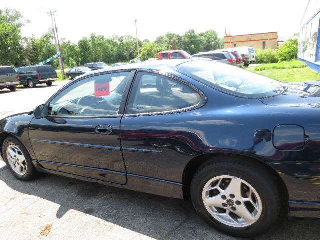 Pontiac Grand Prix 2002 photo 3