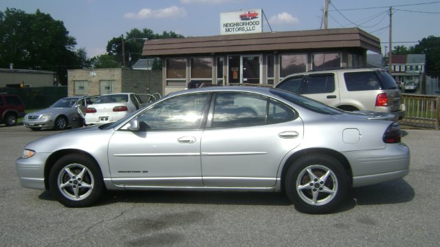 Pontiac Grand Prix 2002 photo 4