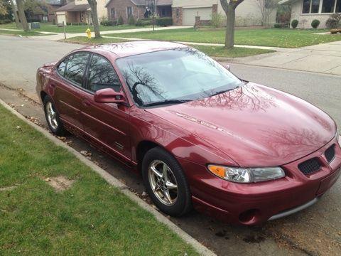 Pontiac Grand Prix Short Box Standard Sedan