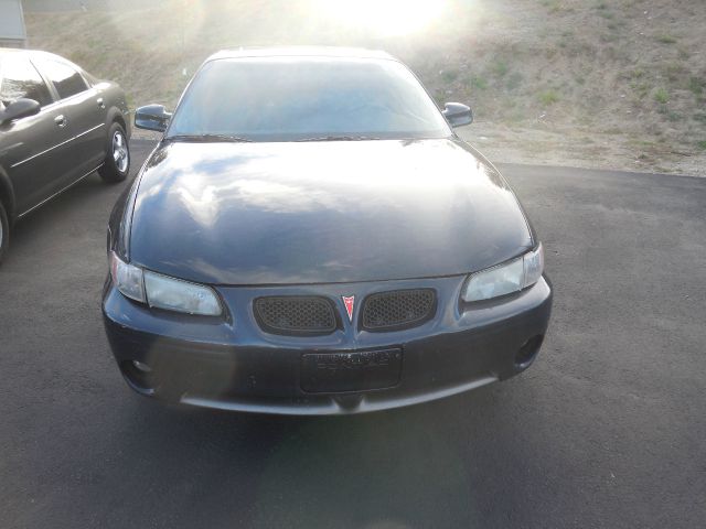 Pontiac Grand Prix 2002 photo 1