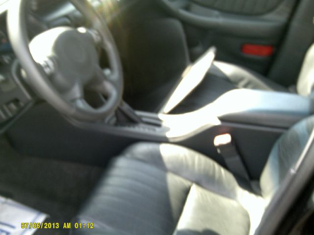 Pontiac Grand Prix 2002 photo 1