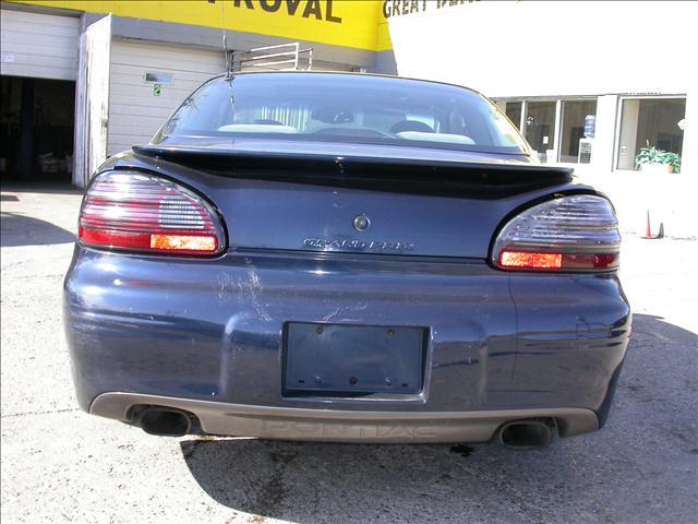 Pontiac Grand Prix 2002 photo 1