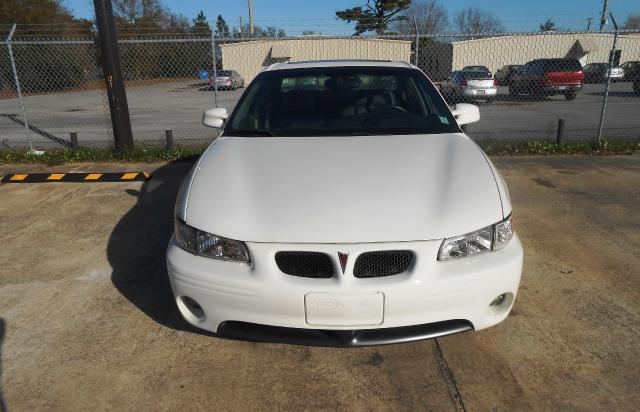 Pontiac Grand Prix 2002 photo 1