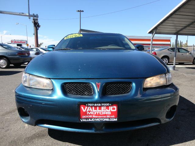 Pontiac Grand Prix 2002 photo 3