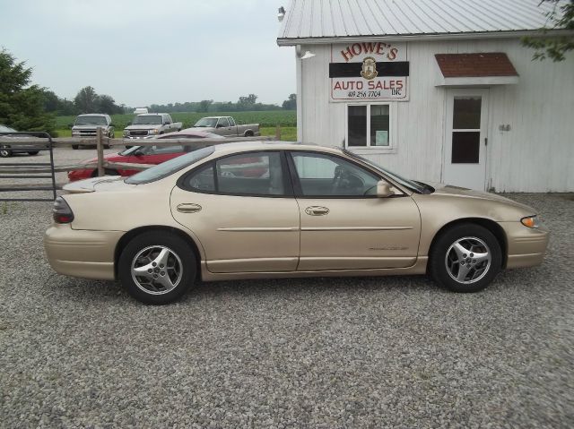 Pontiac Grand Prix Passion Sedan