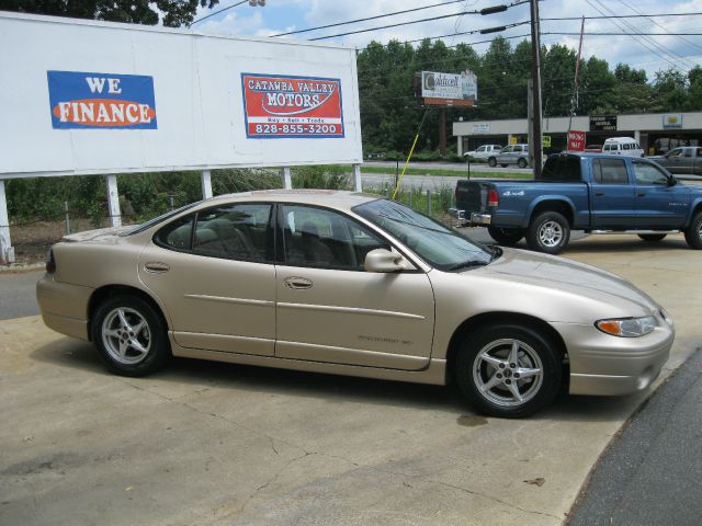 Pontiac Grand Prix 2002 photo 3