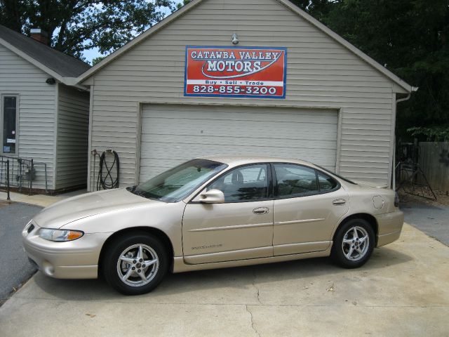 Pontiac Grand Prix 2002 photo 4