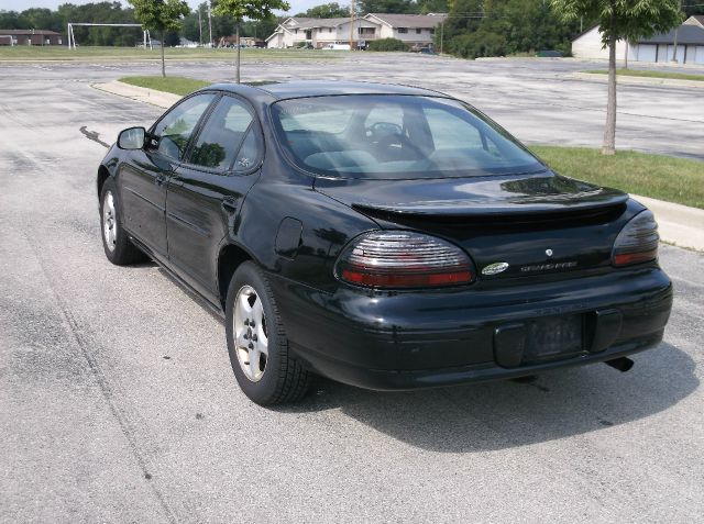 Pontiac Grand Prix 2002 photo 4