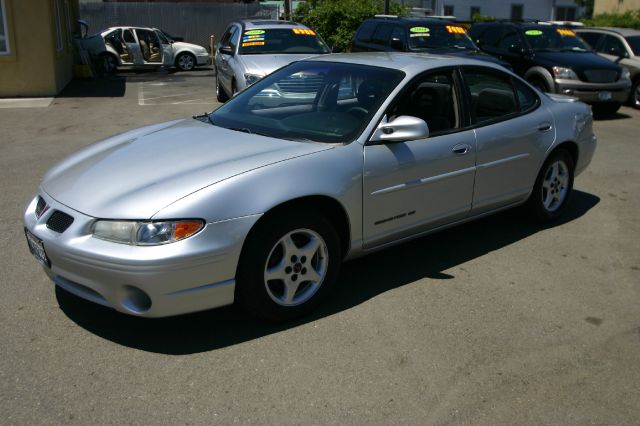 Pontiac Grand Prix 2002 photo 10