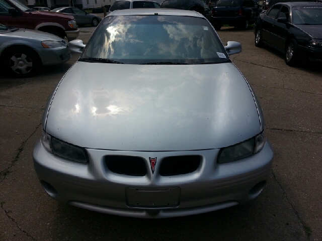 Pontiac Grand Prix 2002 photo 4