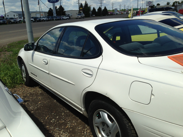 Pontiac Grand Prix Unknown Sedan