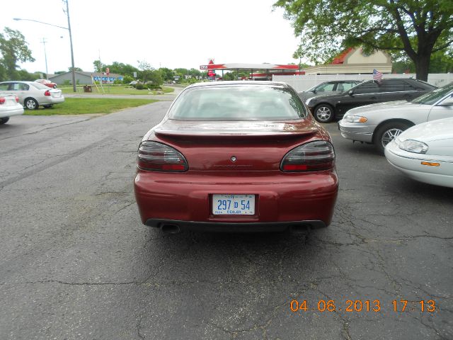 Pontiac Grand Prix 2003 photo 1