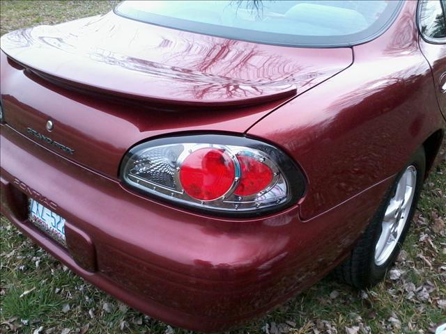 Pontiac Grand Prix 2003 photo 4