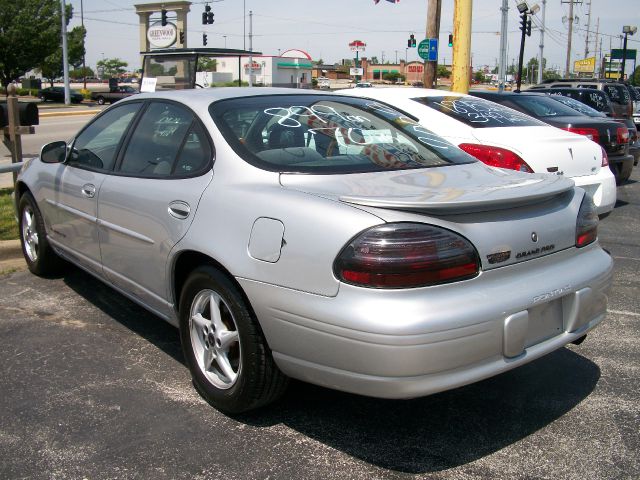 Pontiac Grand Prix 2003 photo 4