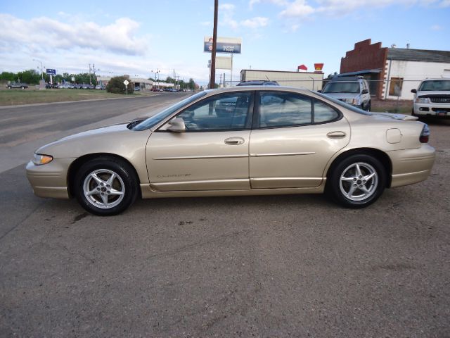 Pontiac Grand Prix 2003 photo 1