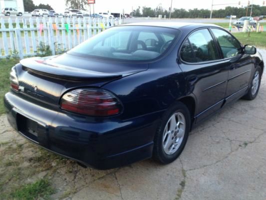 Pontiac Grand Prix 2003 photo 1