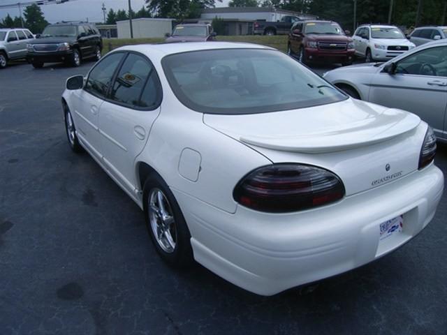 Pontiac Grand Prix 2003 photo 3