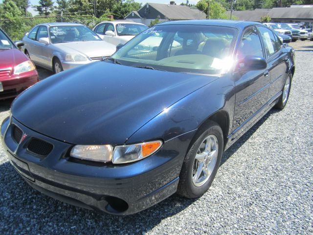 Pontiac Grand Prix Passion Sedan