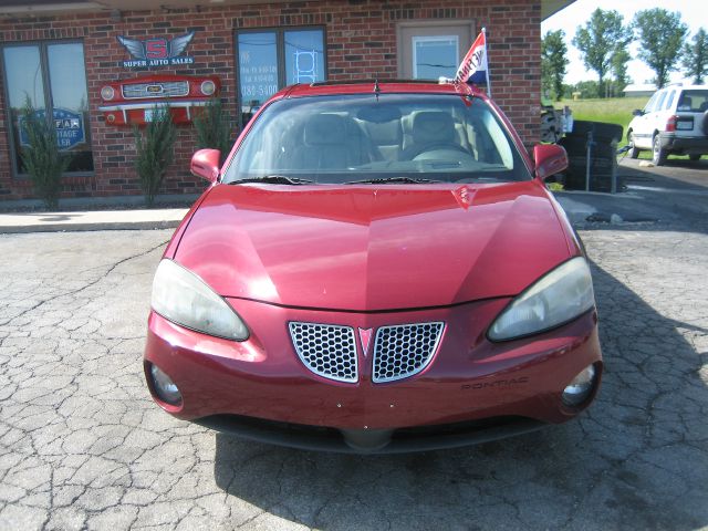 Pontiac Grand Prix 2004 photo 1